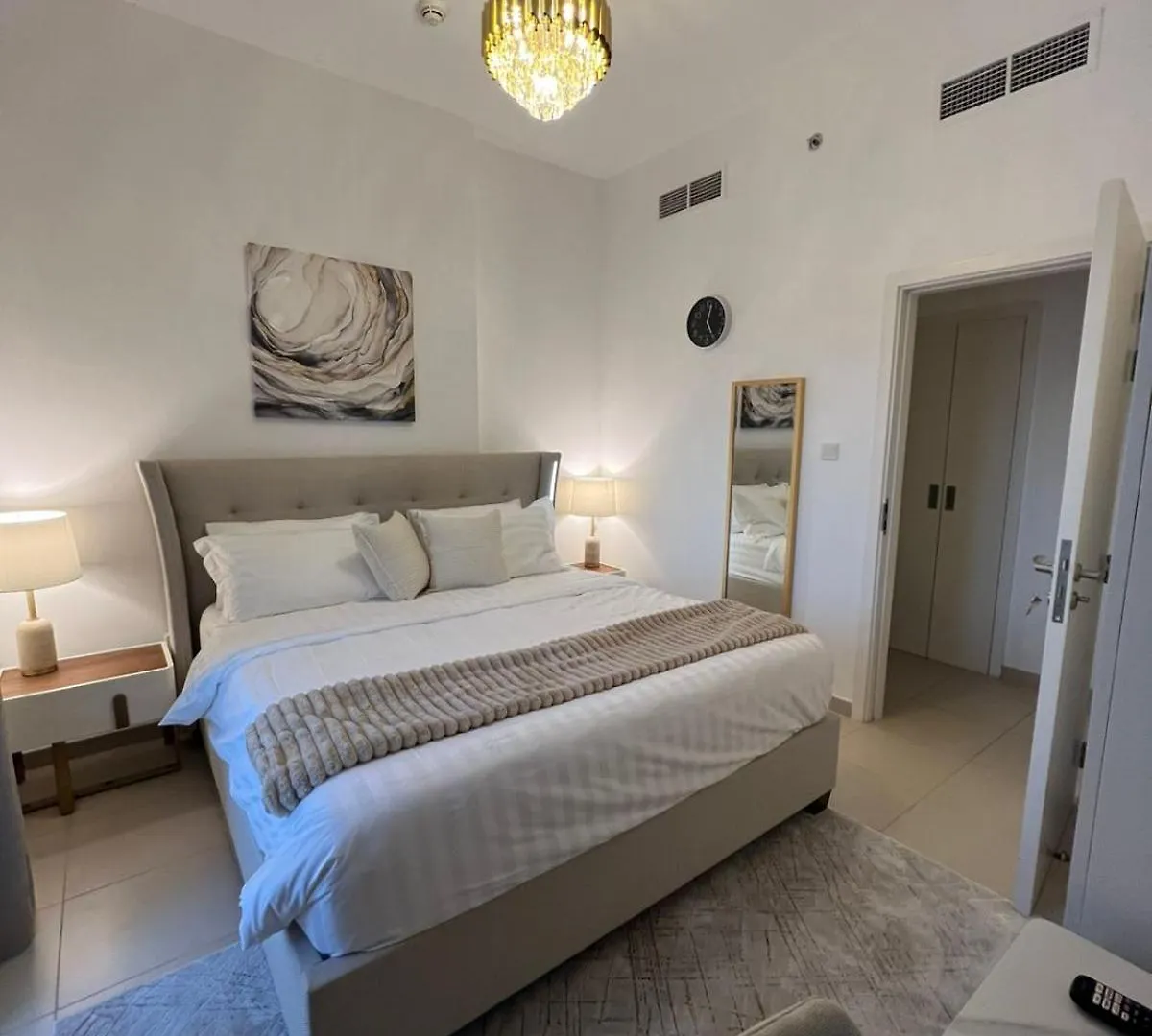 Luxury 2 Beds Nshama Zarha Breeze 3B1 Apartment Dubai 0*,  United Arab Emirates