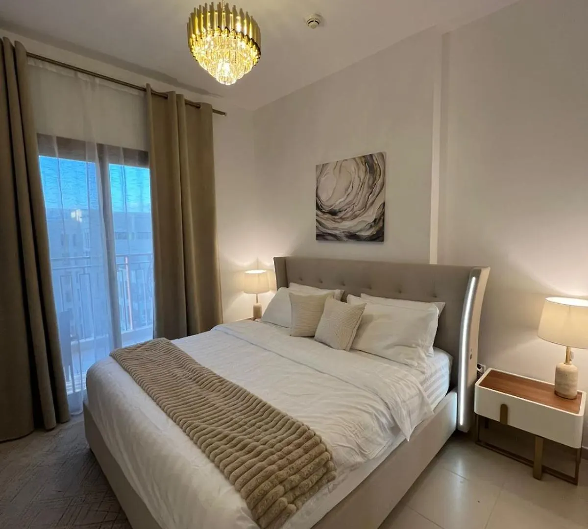 Luxury 2 Beds Nshama Zarha Breeze 3B1 Apartment Dubai United Arab Emirates