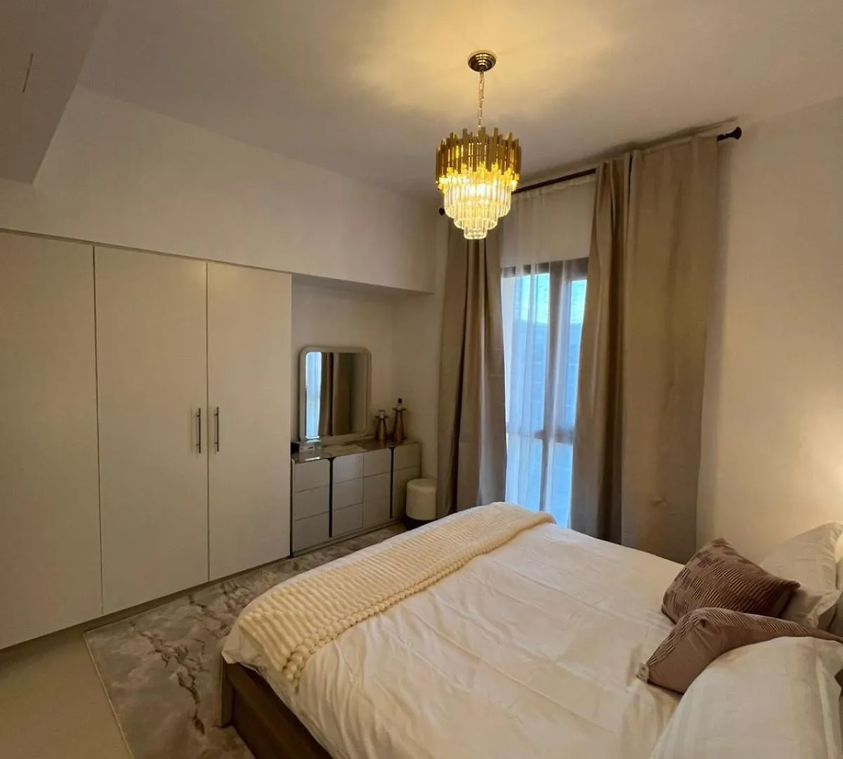 Luxury 2 Beds Nshama Zarha Breeze 3B1 Apartment Dubai